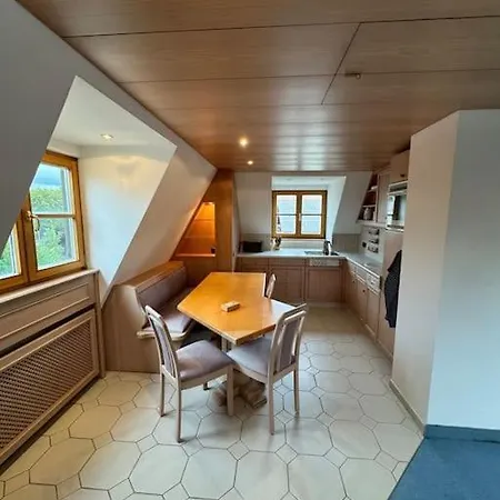 Dachgeschoss In Bahnhof- Und Seenaehe Apartment Herrsching am Ammersee